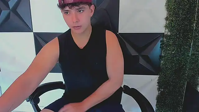 Dani cumboy online show from September 28, 2:33 pm