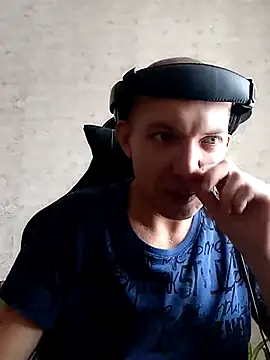 Snapshot of MityaXLoves chatting on March 17, 10:06 am MityaXLoves online show from March 17, 10:06 am