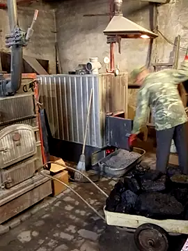 Snapshot of MityaXLoves chatting on October 19, 7:03 pm MityaXLoves online show from October 19, 7:03 pm