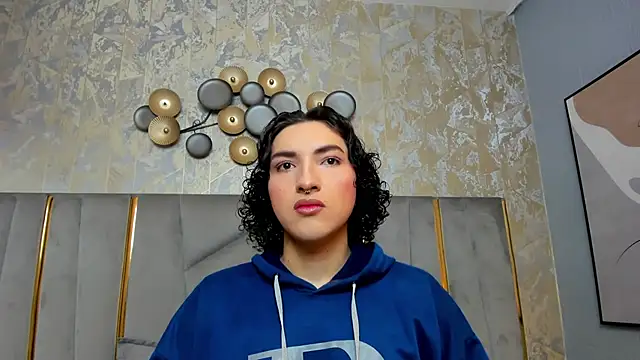 TomLondon  online show from February 4, 11:49 am