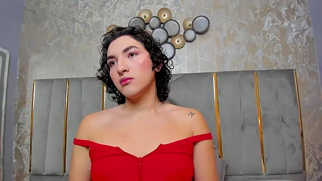 TomLondon  online show from February 6, 11:43 am