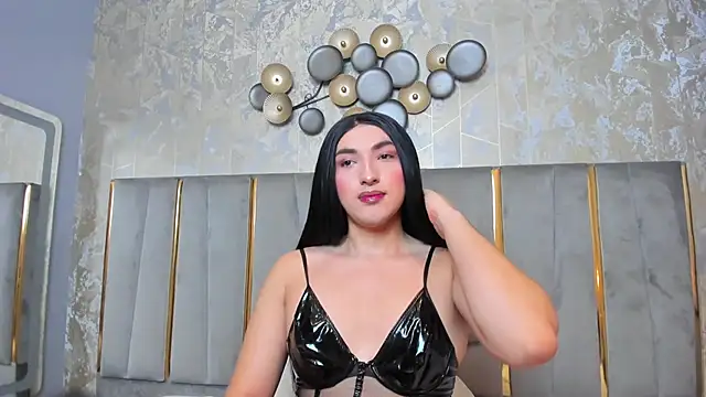 TomLondon  online show from February 11, 11:43 am