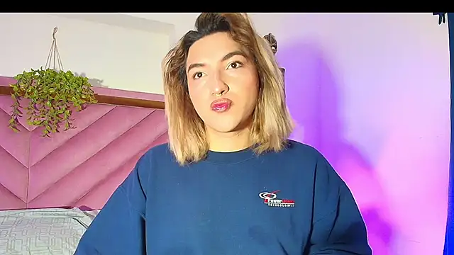 TomLondon  online show from October 22, 12:38 pm