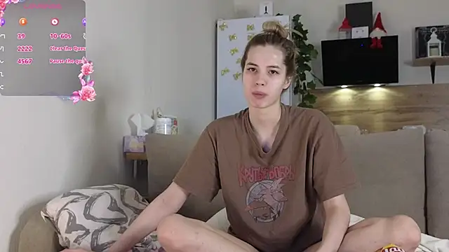 Girl alone home online show from January 31, 3:41 am