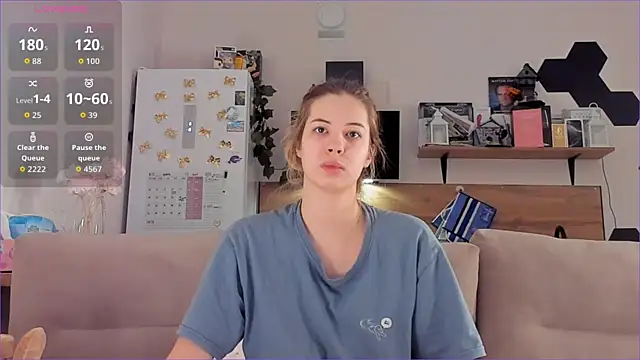 Girl alone home online show from November 21, 3:49 am