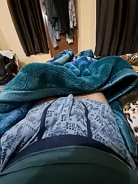 villagb12 online show from December 10, 11:51 pm