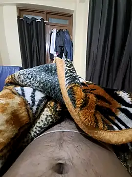 villagb12 online show from January 16, 8:25 pm