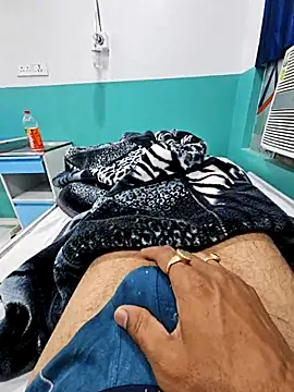 villagb12 online show from December 16, 5:18 pm