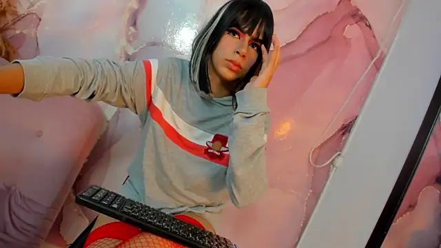 Snapshot of Tiff_Valentine chatting on February 22, 5:12 am Tiff Valentine online show from February 22, 5:12 am