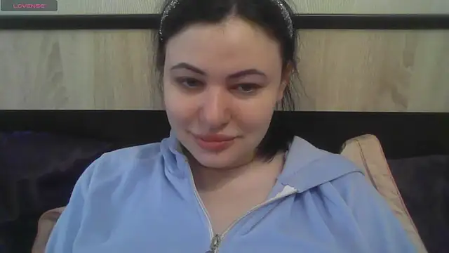 German Eva online show from December 4, 8:45 am