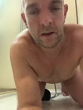 Snapshot of Bigtoyaddict chatting on December 23, 7:17 am Bigtoyaddict online show from December 23, 7:17 am