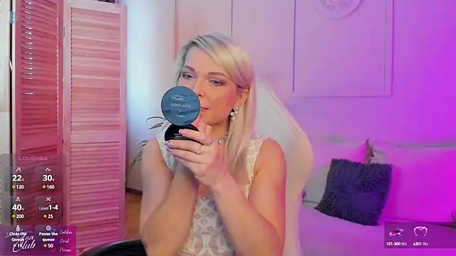 Gloria Lovely online show from February 4, 11:16 am