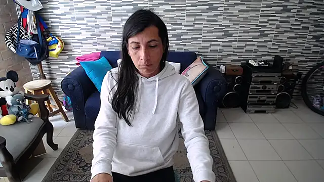 VioletaGomezCo online show from April 23, 6:21 pm