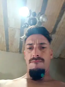 Snapshot of puak6666 chatting on October 17, 2:08 pm puak6666 online show from October 17, 2:08 pm