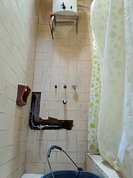 Snapshot of puak6666 chatting on October 19, 2:40 pm puak6666 online show from October 19, 2:40 pm