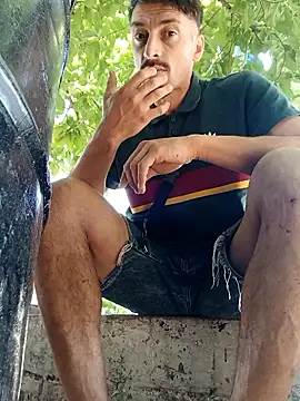 Snapshot of puak6666 chatting on November 9, 3:10 pm puak6666 online show from November 9, 3:10 pm