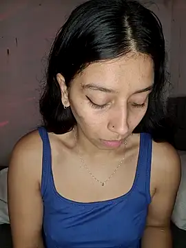 BrittanyDiaz online show from January 5, 8:42 pm