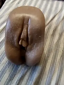 Snapshot of freakniknutty chatting on December 28, 4:30 am freakniknutty online show from December 28, 4:30 am