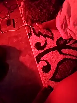 Snapshot of freakniknutty chatting on March 20, 2:29 am freakniknutty online show from March 20, 2:29 am