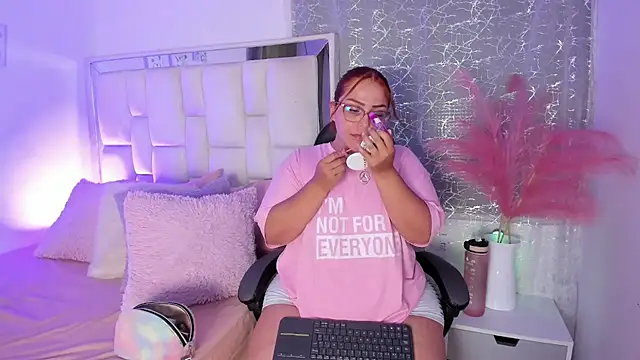 LeahxBarker online show from July 27, 3:46 am