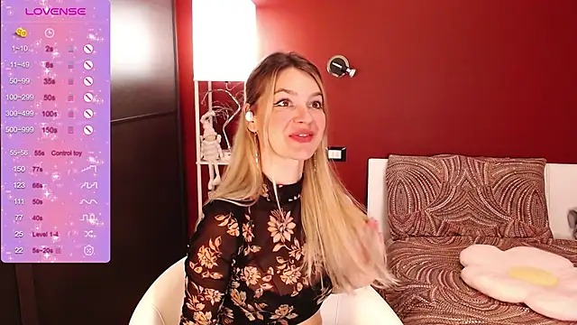 sexy blondegirl online show from December 21, 1:32 pm