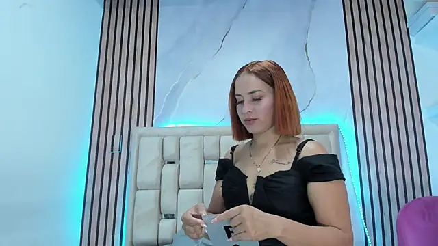 Snapshot of ChloeParkss_ chatting on December 11, 12:12 pm ChloeParkss online show from December 11, 12:12 pm