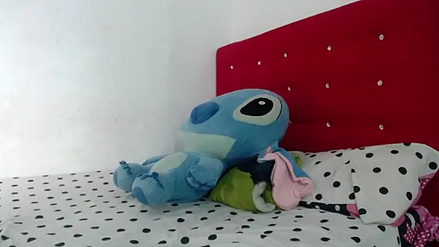 INDIAN HORNY1 online show from October 18, 2:51 pm