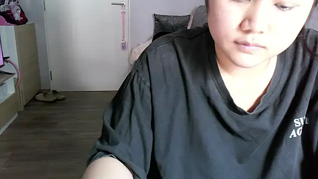 Snapshot of iamMalixxx chatting on May 28, 6:10 am iamMalixxx online show from May 28, 6:10 am
