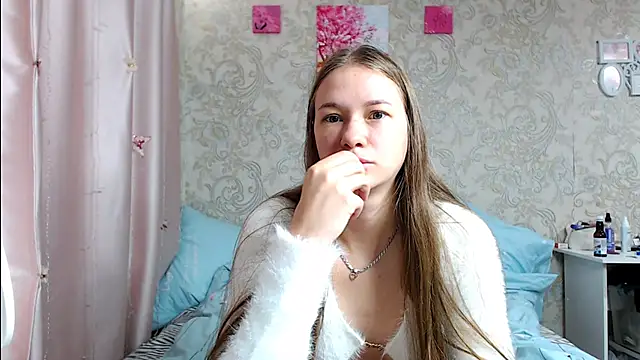 leila bambi  online show from September 12, 4:56 am