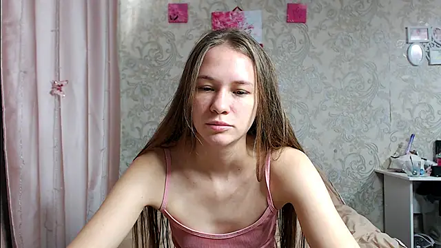 leila bambi  online show from October 9, 6:22 am