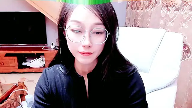 Snapshot of NIAN-er chatting on December 30, 1:25 pm NIAN-er online show from December 30, 1:25 pm