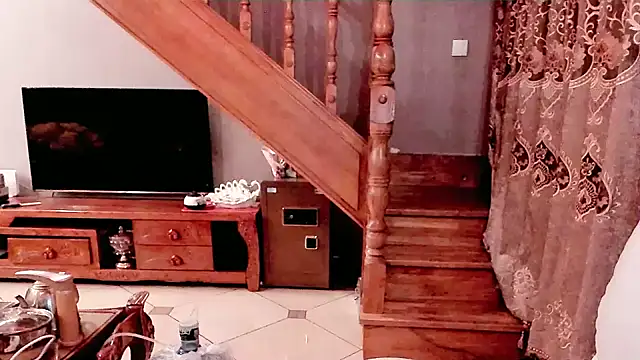 Snapshot of NIAN-er chatting on January 19, 1:55 pm NIAN-er online show from January 19, 1:55 pm