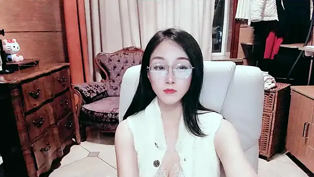 Snapshot of NIAN-er chatting on February 28, 3:15 pm NIAN-er online show from February 28, 3:15 pm