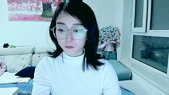 Snapshot of NIAN-er chatting on September 26, 1:04 pm NIAN-er online show from September 26, 1:04 pm