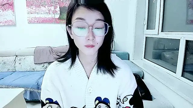 Snapshot of NIAN-er chatting on October 27, 11:25 am NIAN-er online show from October 27, 11:25 am