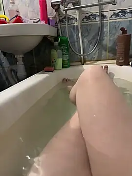 Snapshot of DesireMelissa chatting on January 14, 3:47 pm DesireMelissa online show from January 14, 3:47 pm