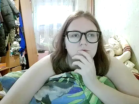 DesireMelissa online show from December 5, 5:49 am