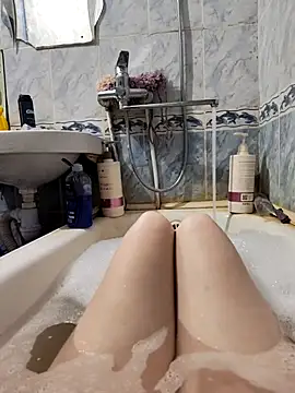 DesireMelissa online show from February 8, 7:56 am