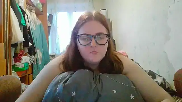 DesireMelissa online show from April 18, 4:22 pm