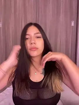 Snapshot of Latina_vanessa chatting on January 8, 2:14 am Latina vanessa online show from January 8, 2:14 am