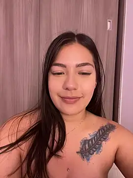 Snapshot of Latina_vanessa chatting on January 16, 12:55 am Latina vanessa online show from January 16, 12:55 am