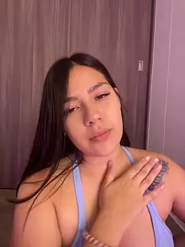 Snapshot of Latina_vanessa chatting on January 25, 3:51 am Latina vanessa online show from January 25, 3:51 am