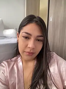 Snapshot of Latina_vanessa chatting on February 15, 3:17 pm Latina vanessa online show from February 15, 3:17 pm