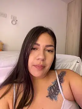 Snapshot of Latina_vanessa chatting on February 17, 9:52 pm Latina vanessa online show from February 17, 9:52 pm