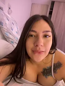 Snapshot of Latina_vanessa chatting on February 26, 12:49 am Latina vanessa online show from February 26, 12:49 am