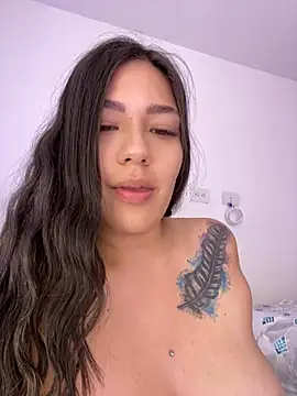 Snapshot of Latina_vanessa chatting on March 7, 10:54 pm Latina vanessa online show from March 7, 10:54 pm