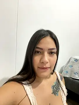 Snapshot of Latina_vanessa chatting on October 24, 10:39 pm Latina vanessa online show from October 24, 10:39 pm