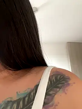 Snapshot of Latina_vanessa chatting on October 26, 10:15 pm Latina vanessa online show from October 26, 10:15 pm