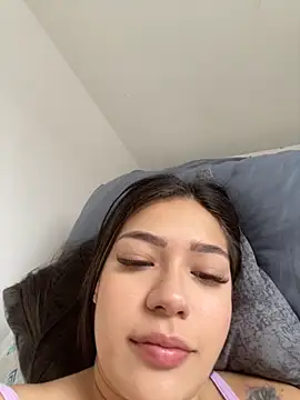 Latina vanessa online show from November 22, 1:54 pm