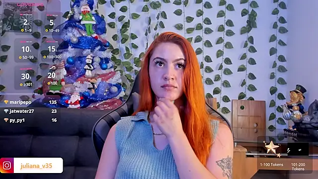 Snapshot of Amypond__ chatting on December 10, 10:16 pm Amypond online show from December 10, 10:16 pm